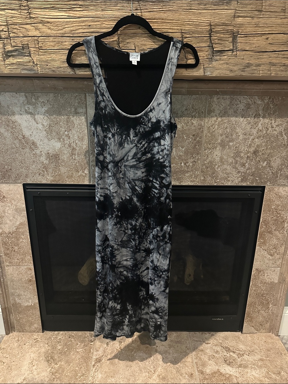 Peyton Jensen Tie-Dye Scoop Neck Maxi Dress - Black & Gray